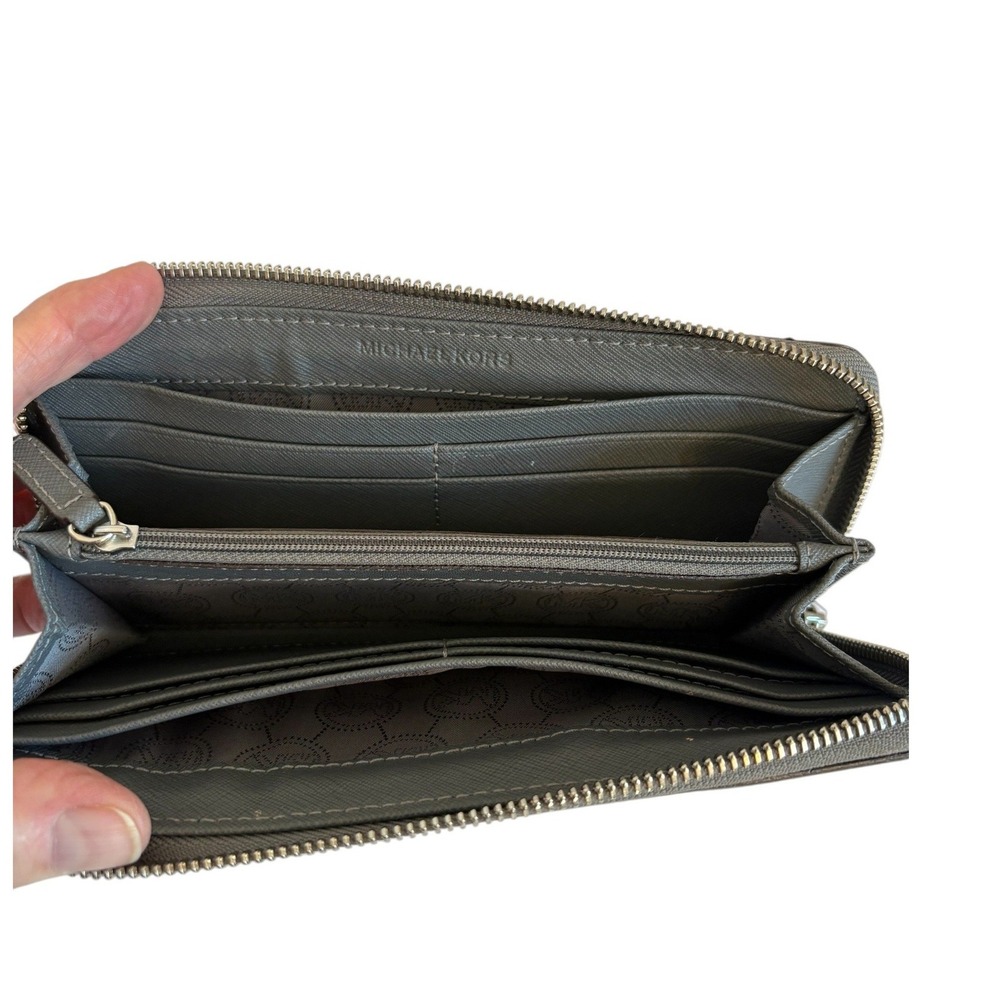Michael Kors Grey Saffiano Leather Jet Set Continental Zip Around Wallet Large - Picture 3 of 8